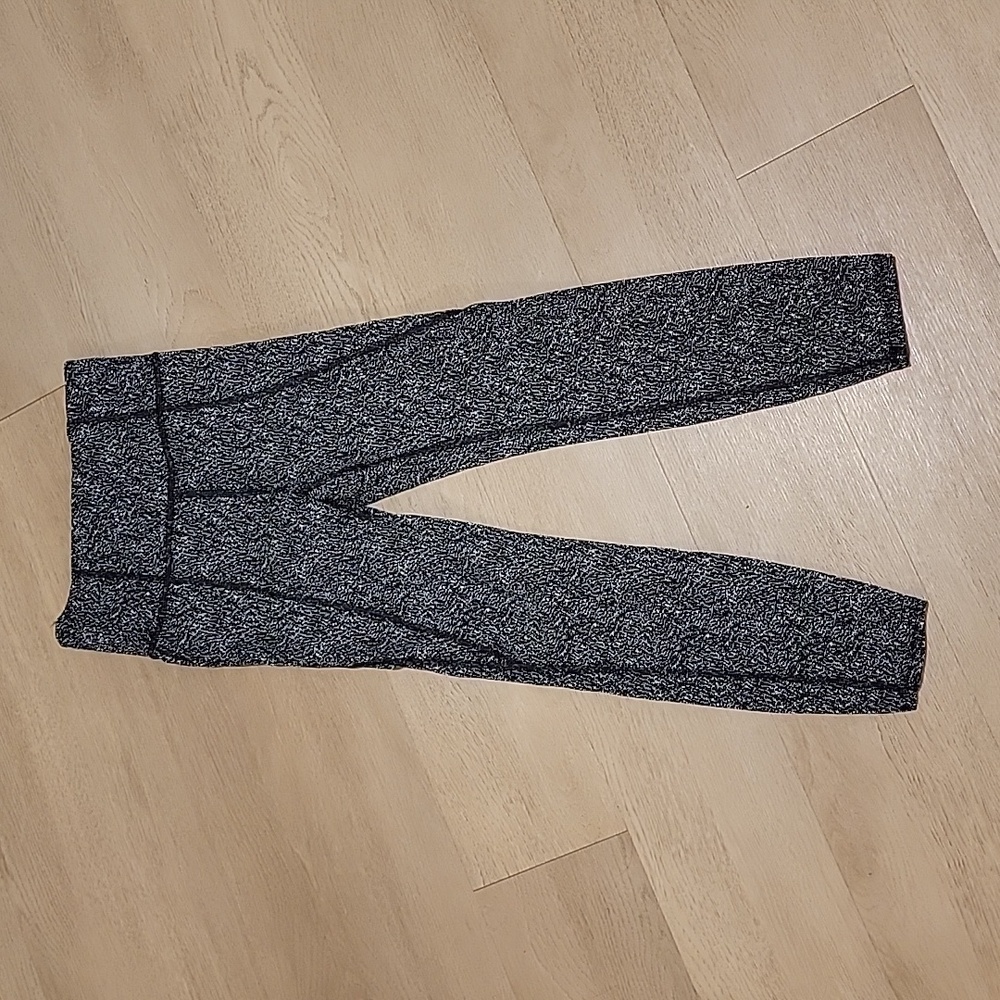 Athleta Lightning Static 7/8 Tights